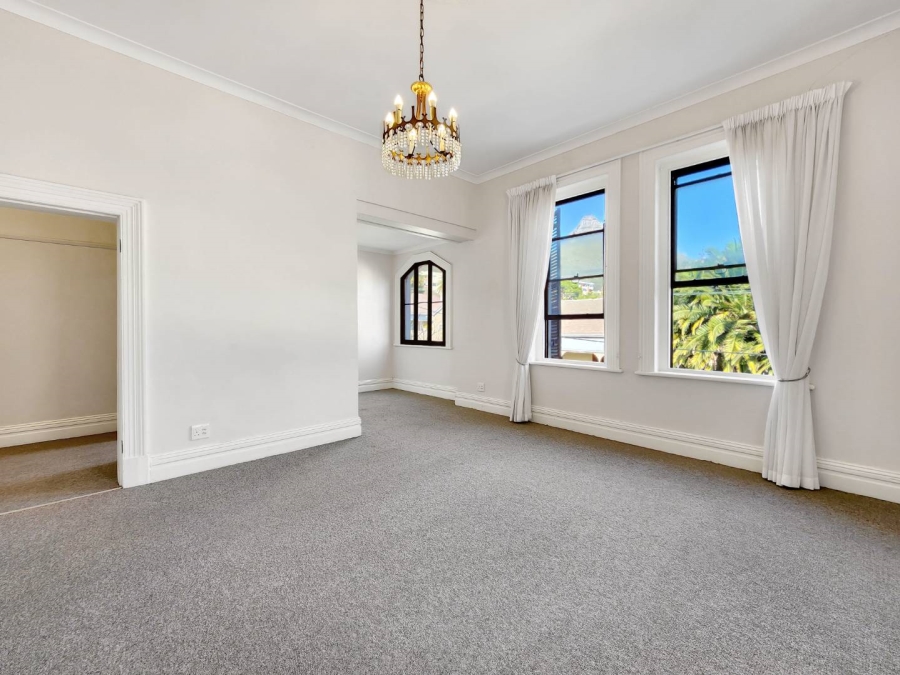 To Let 3 Bedroom Property for Rent in Sea Point Western Cape